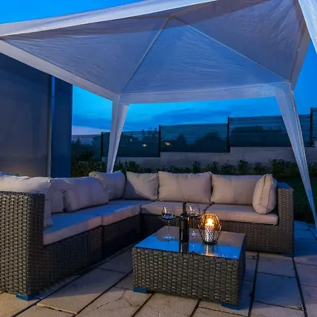 Viviana Valbandon Heated Pool Villa